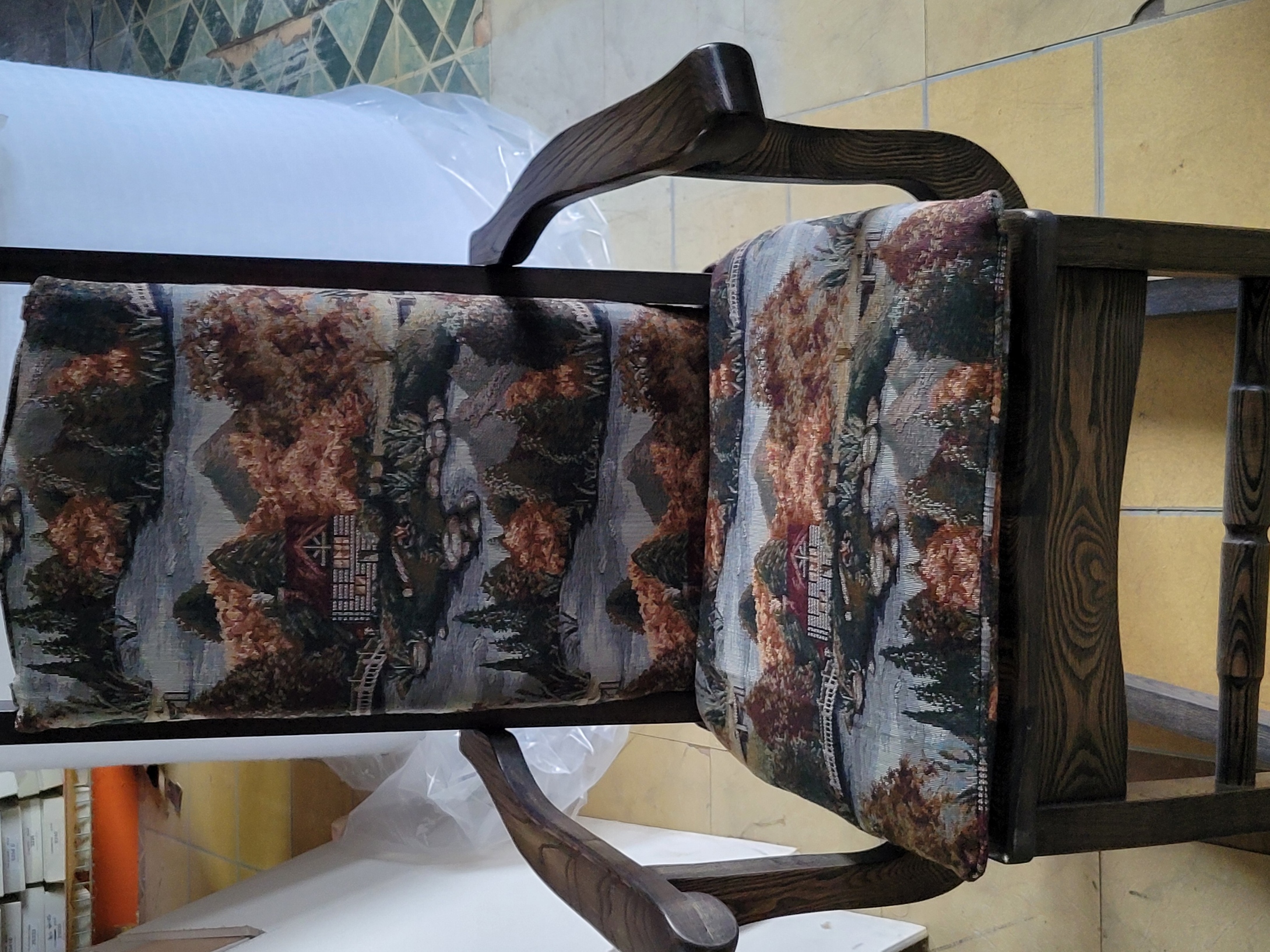 chaise avec coussins